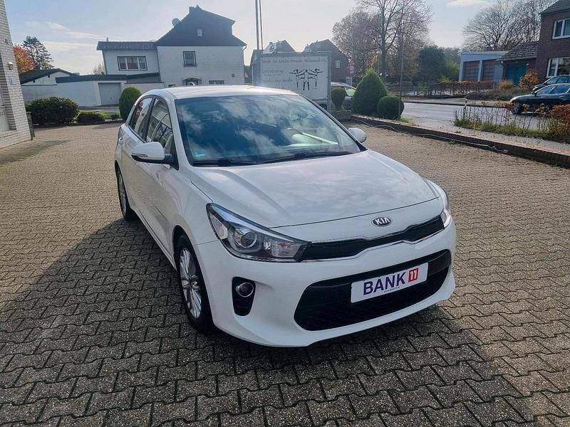 Gebraucht Kia Rio 84 PS (61 kW) 2019 Weiß Kleinwagen