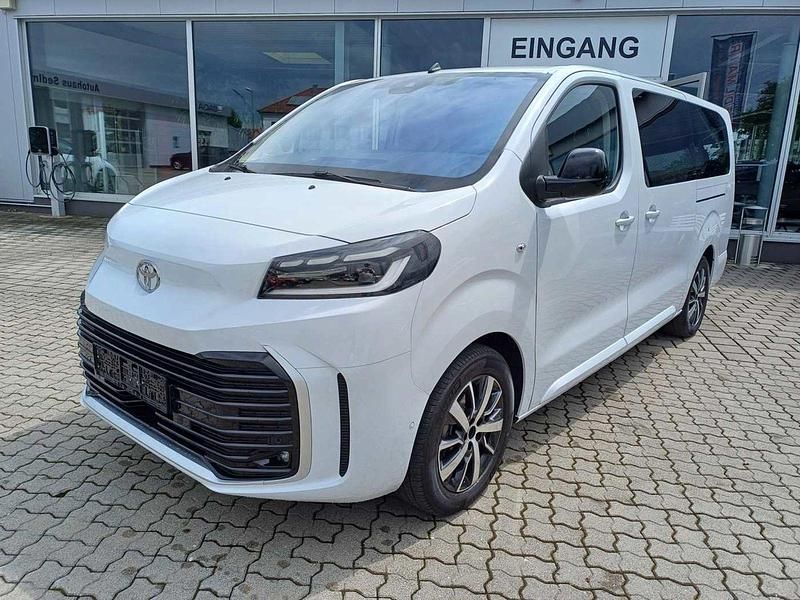 Weiss Neu 2024 Toyota Proace Verso Team Kombi | 44.449 € (Fairer Preis) - Bild 1/4