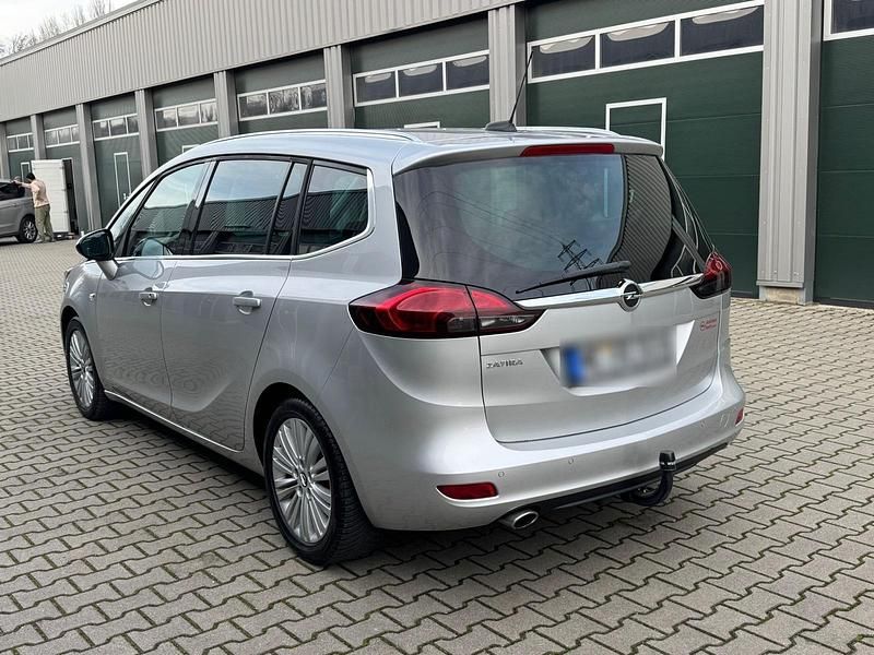 Gebraucht Opel Zafira 170 PS (125 kW) 2018 Silber Van / Kleinbus