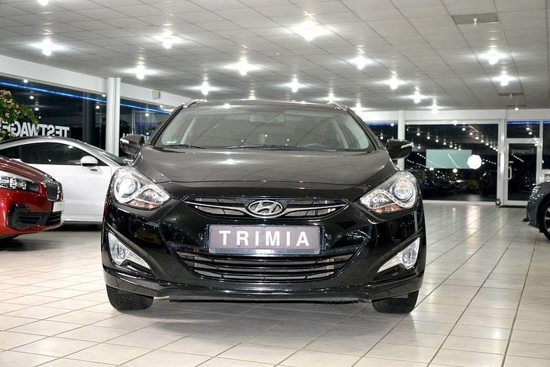 Gebraucht Hyundai i40 177 PS (130 kW) 2012 Schwarz Kombi