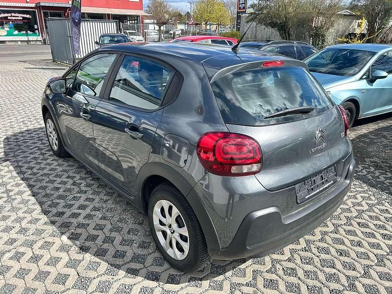 Gebraucht Citroën C3 Feel 68 PS (50 kW) 2017 Lack grau shark Kleinwagen
