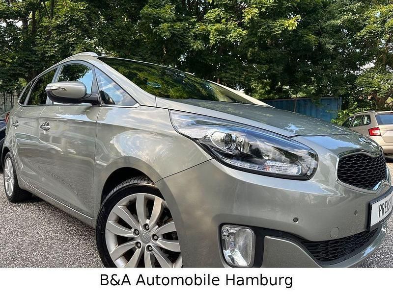 (k3y) celestial silver Gebraucht 2014 Kia Carens 2 Van / Kleinbus | 8.990 € (Teuer) - Bild 1/4