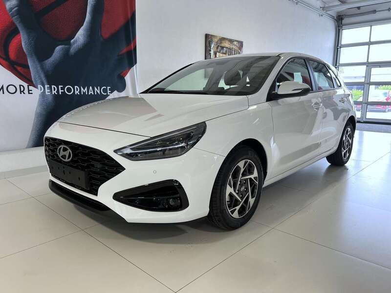 Atlas white Neu 2025 Hyundai i30 GO! Limousine | 21.280 € (Guter Preis) - Bild 1/4