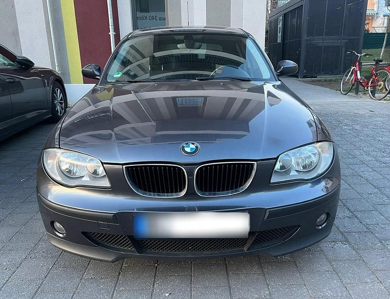 Gebraucht BMW 118 129 PS (94 kW) 2005 Grau Kleinwagen