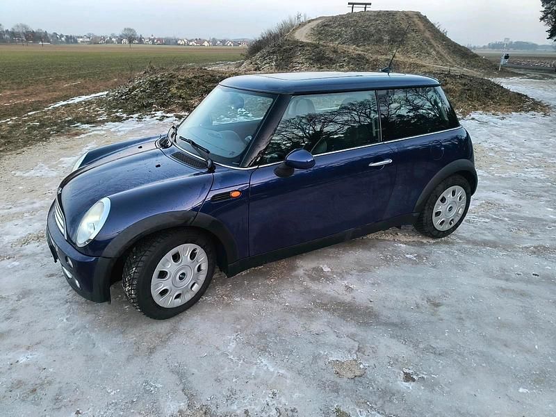 Gebraucht Mini ONE 90 PS (66 kW) 2005 Blau Kleinwagen