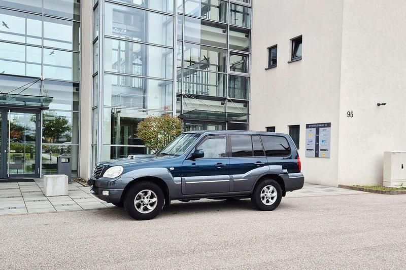 Blau Gebraucht 2007 Hyundai Terracan GLS SUV | 6.600 € (Fairer Preis) - Bild 1/4