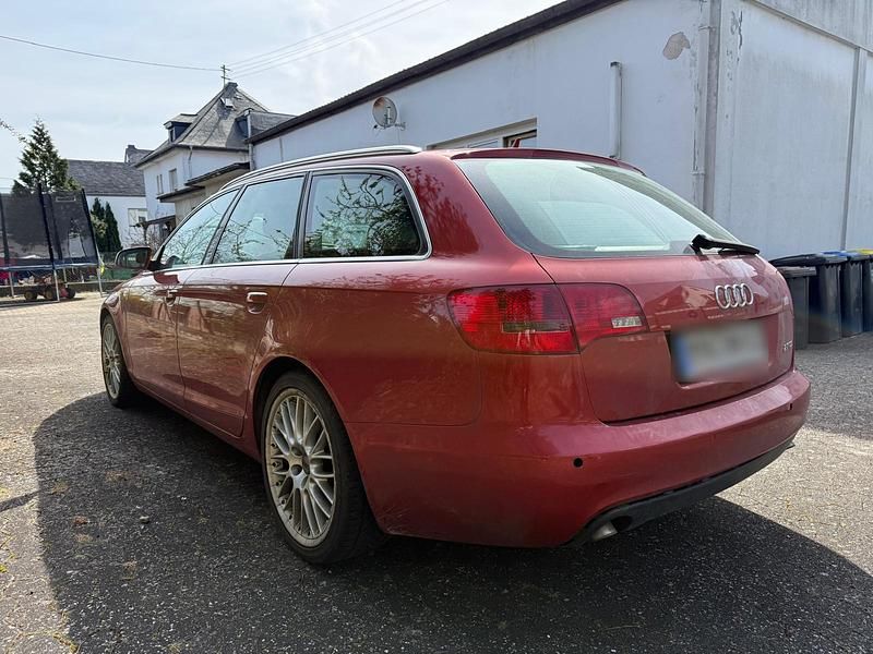 Gebraucht Audi A6 179 PS (131 kW) 2007 Rot Kombi