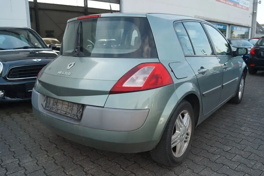 Gebraucht Renault Mégane II Privilege 113 PS (83 kW) 2003 Grün Limousine