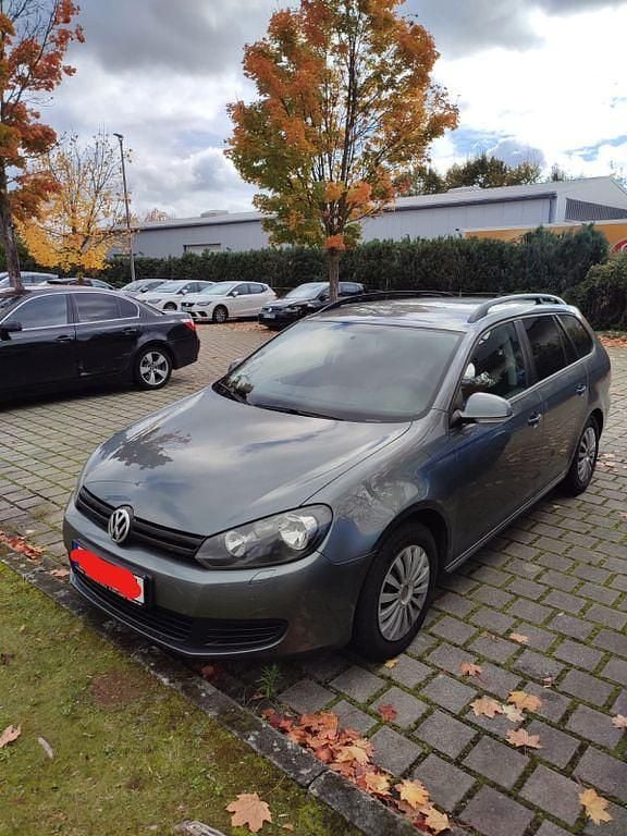 Grau Gebraucht 2012 VW Golf VII Comfortline Kombi | 6.700 € (Fairer Preis) - Bild 1/4