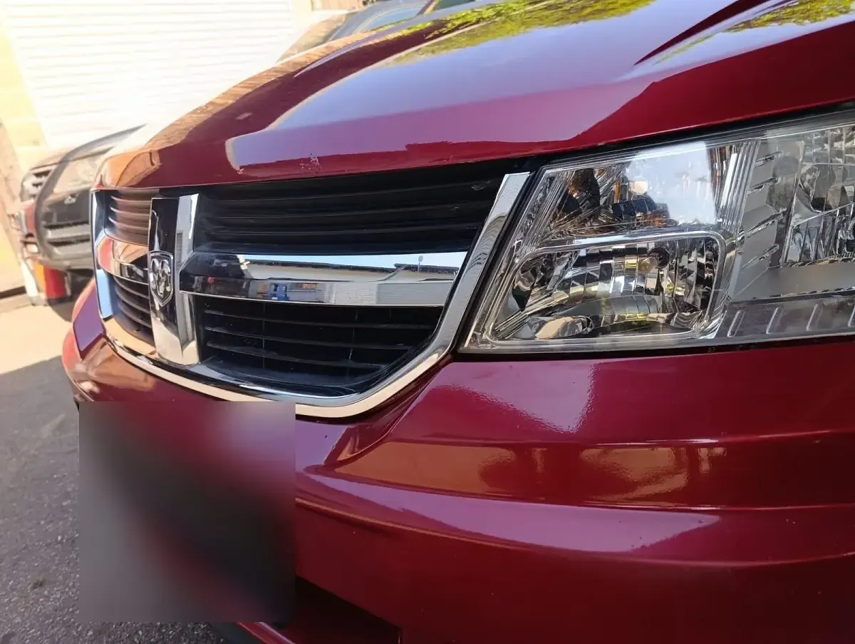 Gebraucht Dodge Journey 185 PS (136 kW) 2010 Rot SUV