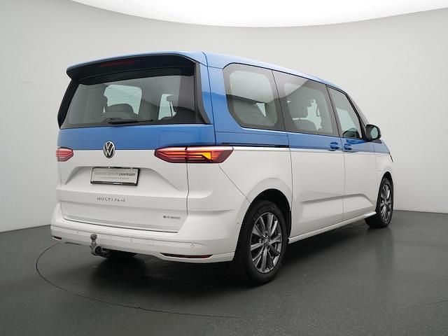 Gebraucht VW Multivan Life 218 PS (160 kW) 2023 Weiss Van