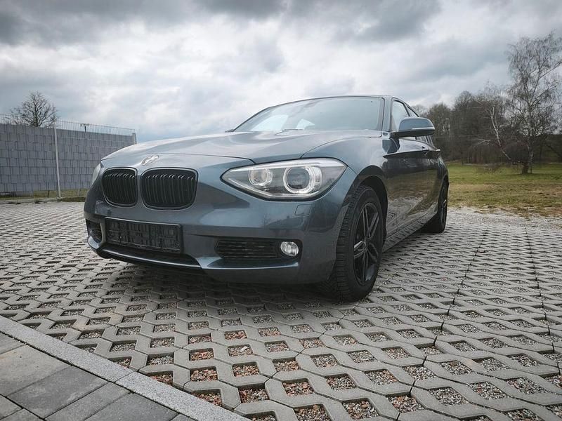 Gebraucht BMW 120 M Performance 184 PS (135 kW) 2012 Grau Kleinwagen
