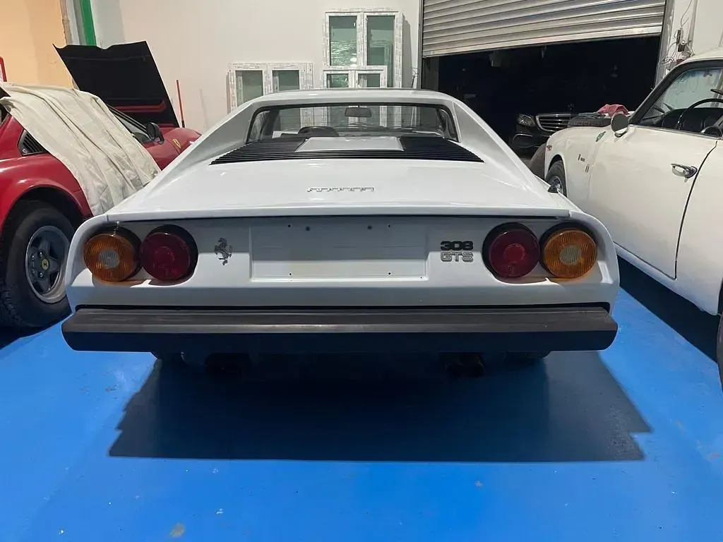 Gebraucht Ferrari 308 250 PS (183 kW) 1978 Weiß Cabrio