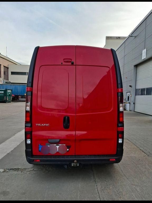 Gebraucht Renault Trafic 125 PS (91 kW) 2017 Rot Van / Kleinbus