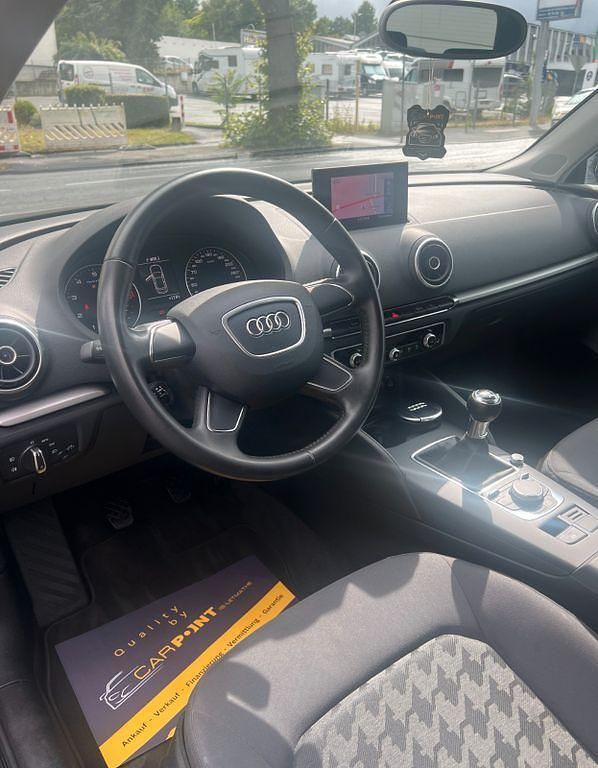 Gebraucht Audi A3 Attraction 179 PS (131 kW) 2013 Schwarz Limousine