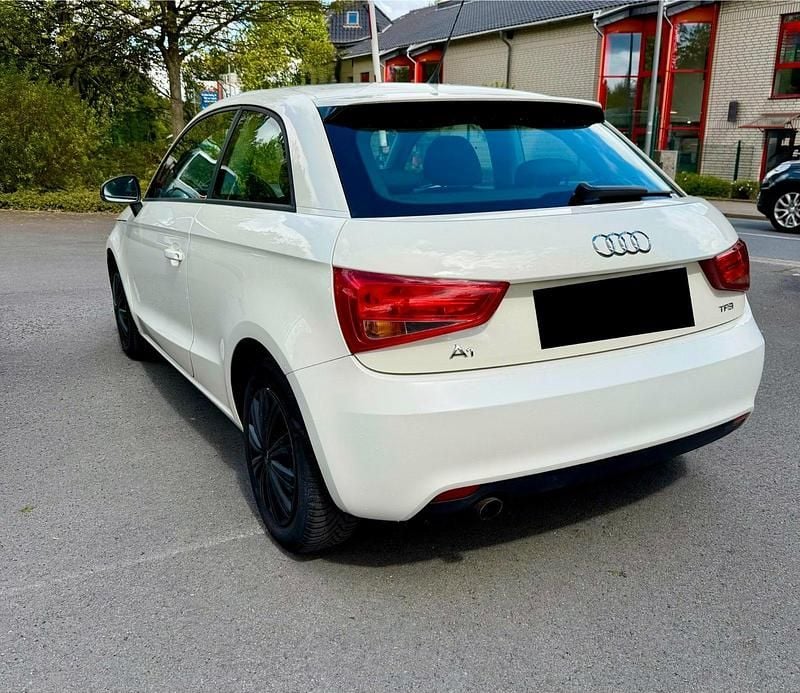 Second-hand Audi A1 86 CP (63 kW) 2011 Alb Hatchback