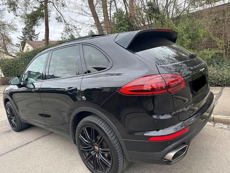 Gebraucht Porsche Cayenne Chrono 262 PS (192 kW) 2016 Schwarz SUV