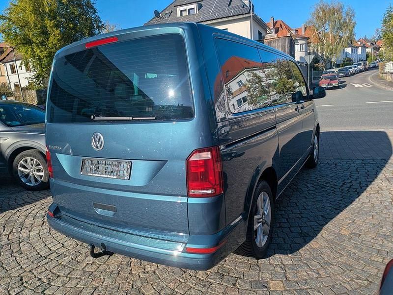 Używany VW T6 150 KM (110 kW) 2018 Zielony Van