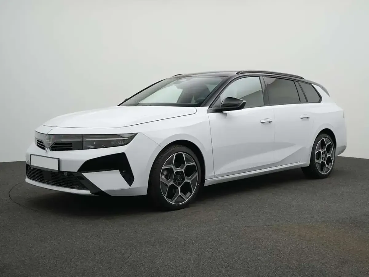 Gebraucht Opel Astra Ultimate 131 PS (96 kW) 2026 Grafik grau (uni) Kombi