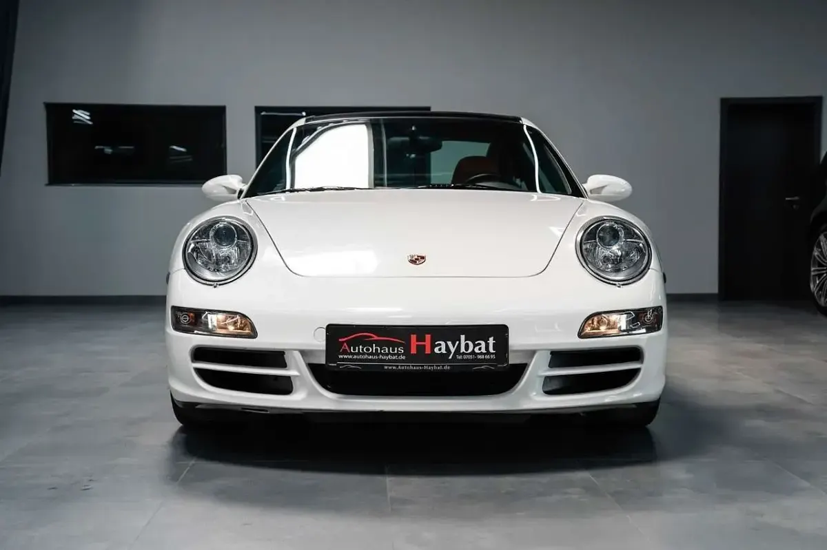 Gebraucht Porsche 997 325 PS (239 kW) 2007 Carraraweiss Coupé