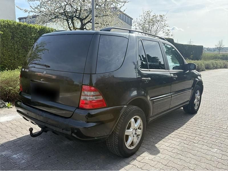 Gebraucht Mercedes ML350 235 PS (172 kW) 2003 Schwarz SUV