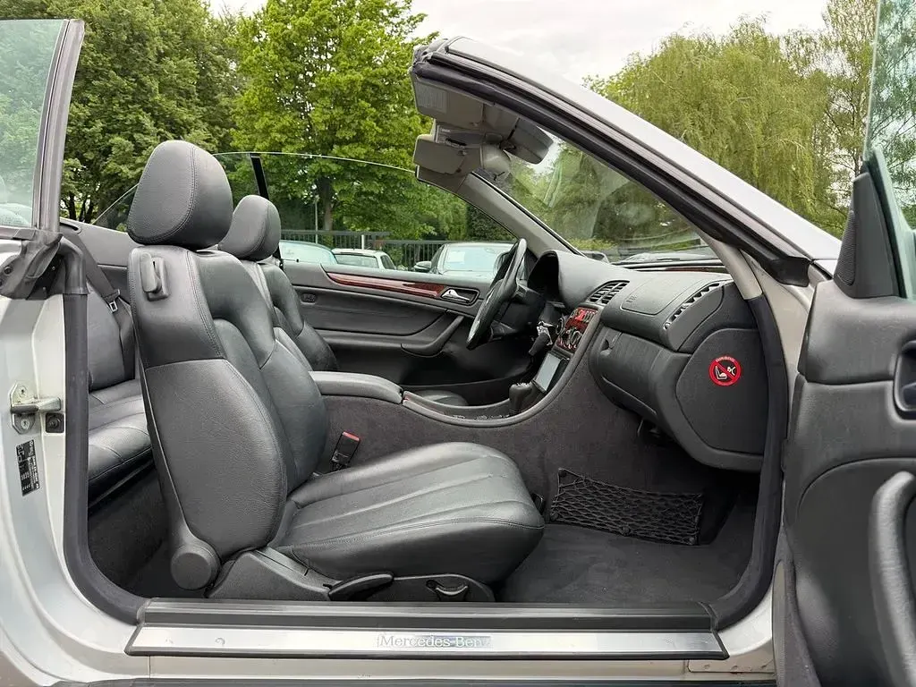 Gebraucht Mercedes CLK320 Elegance 218 PS (160 kW) 1999 Silber Cabrio