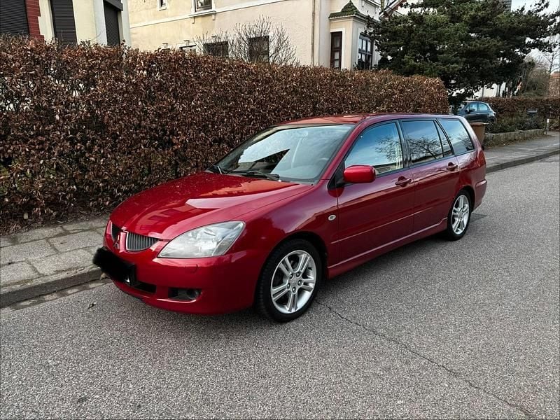 Gebraucht Mitsubishi Lancer 135 PS (99 kW) 2004 Rot Kombi
