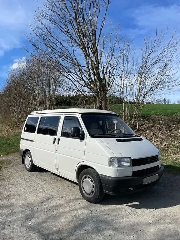 Gebraucht VW Multivan 77 PS (56 kW) 1993 Weiß Van / Kleinbus