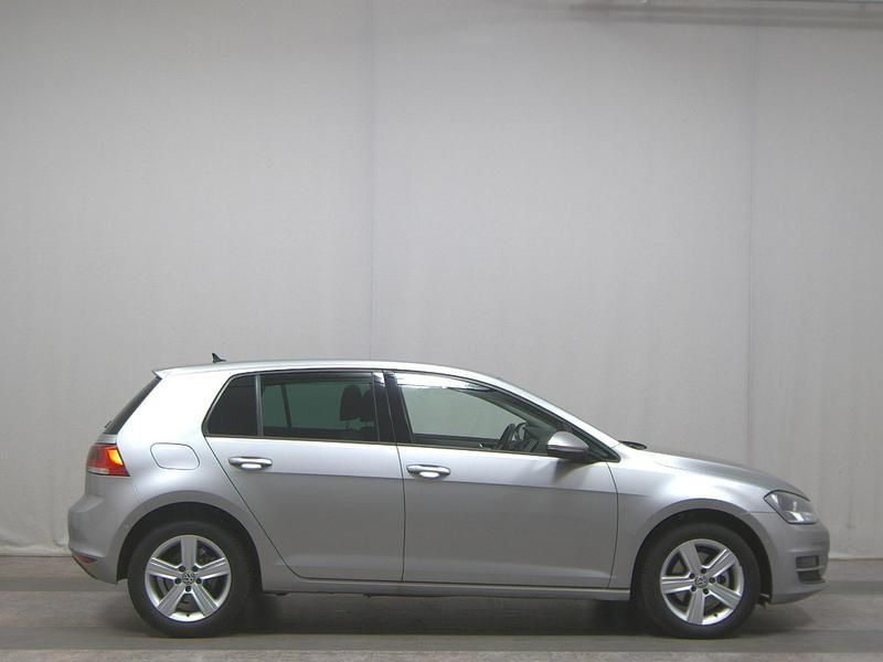 Tungsten silver metallic Gebraucht 2014 VW Golf VII Comfortline Limousine | 7.490 € (Superpreis) - Bild 1/4