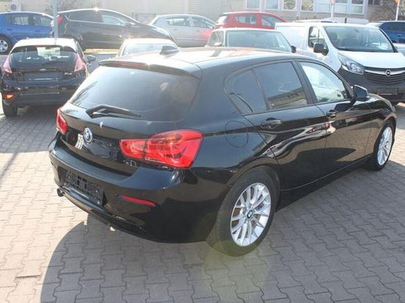Gebraucht BMW 118 Advantage 136 PS (100 kW) 2018 Schwarz Kleinwagen