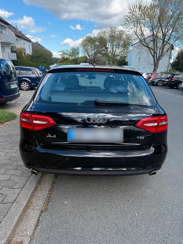 Gebraucht Audi A4 204 PS (150 kW) 2013 Schwarz Kombi