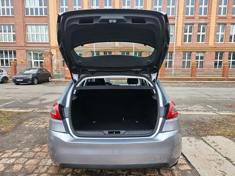 Gebraucht Peugeot 308 Access 110 PS (80 kW) 2018 Grau Limousine