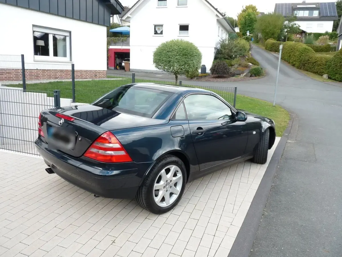 Gebraucht Mercedes SLK200 136 PS (100 kW) 1997 Schwarz Cabrio