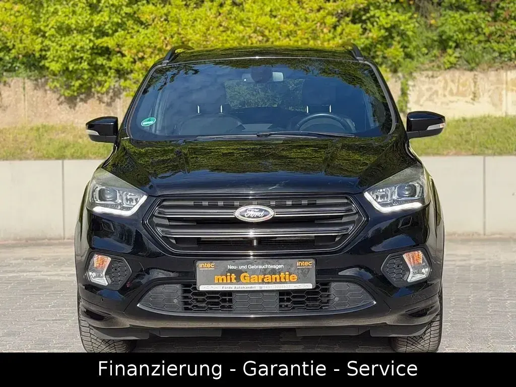 Gebraucht Ford Kuga ST-Line 150 PS (110 kW) 2018 Schwarz SUV