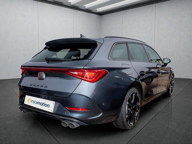Second-hand Cupra Leon 300 CP (220 kW) 2023 Gri Break