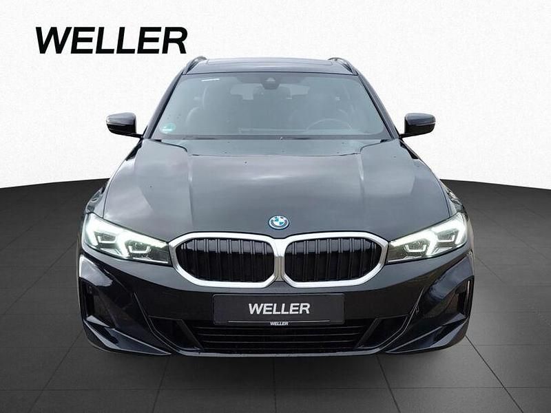 Gebraucht BMW 320e Efficient Dynamics 204 PS (150 kW) 2022 Black sapphire (schwarz) Kombi