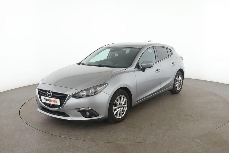 Grau Gebraucht 2015 Mazda 3 Center-Line Limousine | 10.480 € (Fairer Preis) - Bild 1/3