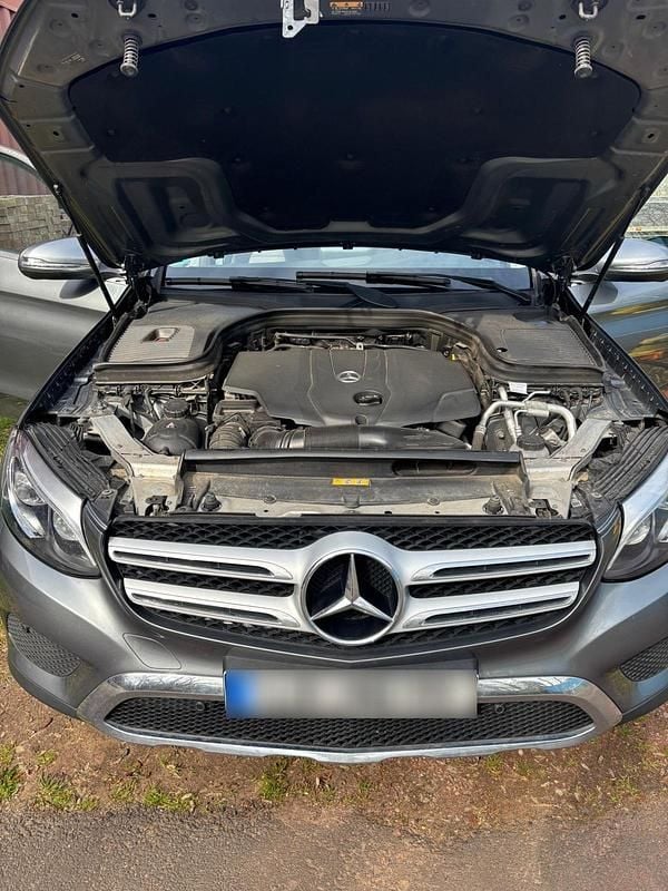 Gebraucht Mercedes GLC220 170 PS (125 kW) 2018 Grau SUV