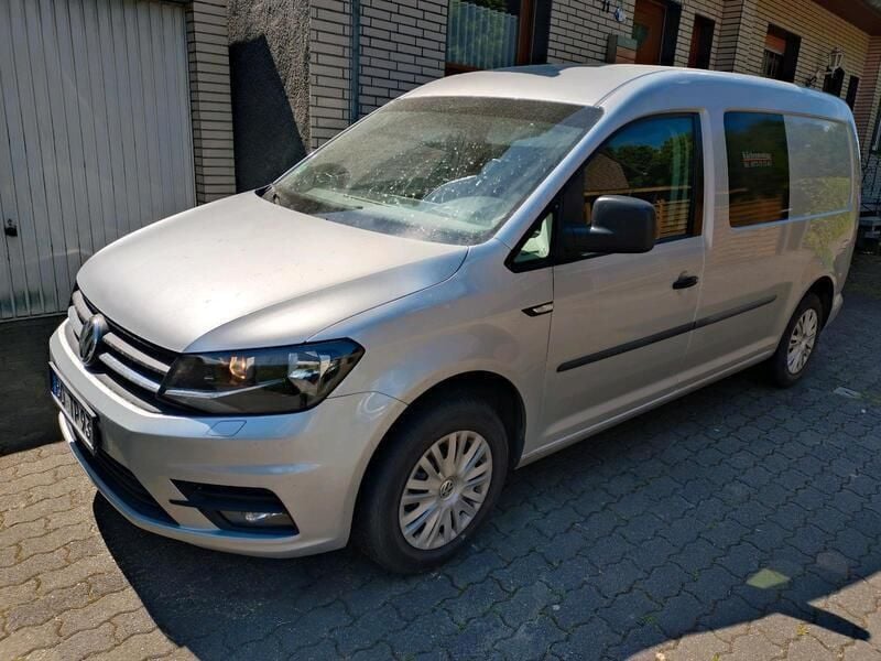Silber Gebraucht 2017 VW Caddy Maxi Van / Kleinbus | 12.100 € (Superpreis) - Bild 1/4