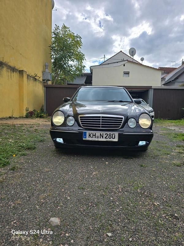 Gebraucht Mercedes E280 210 PS (154 kW) 1999 Limousine