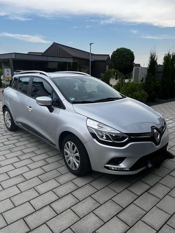 Grau Gebraucht 2020 Renault Clio V Business Kleinwagen | 10.400 € (Guter Preis) - Bild 1/4