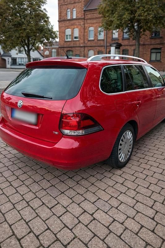 Gebraucht VW Golf VI 122 PS (89 kW) 2010 Kleinwagen