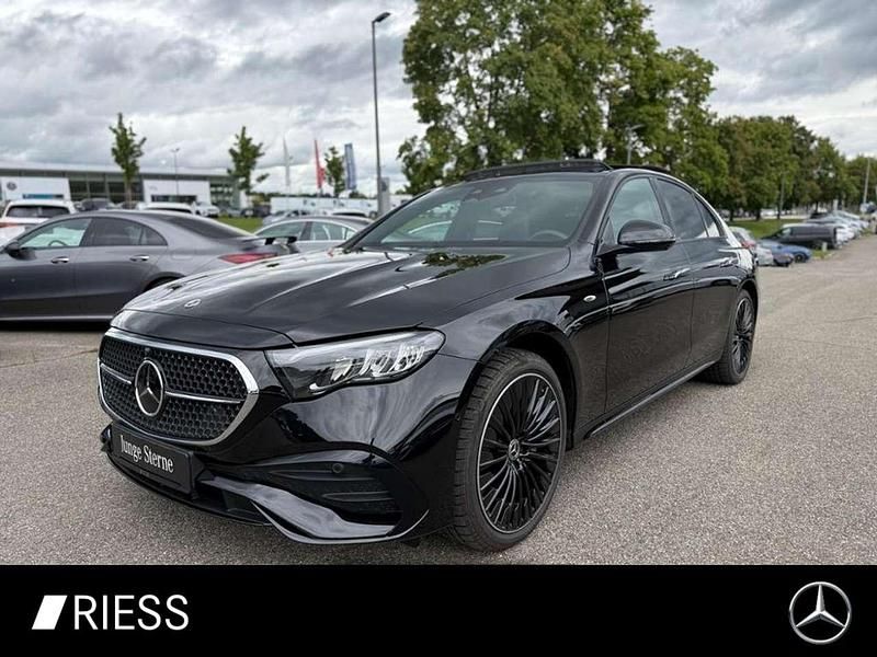 Metalliclack obsidianschwarz Gebraucht 2025 Mercedes E300 AMG Limousine | 66.900 € (Teuer) - Bild 1/4