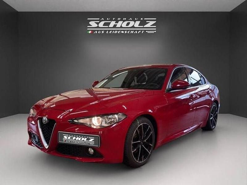 Gebraucht Alfa Romeo Giulia Super 200 PS (147 kW) 2016 Rosso alfa, uni Limousine