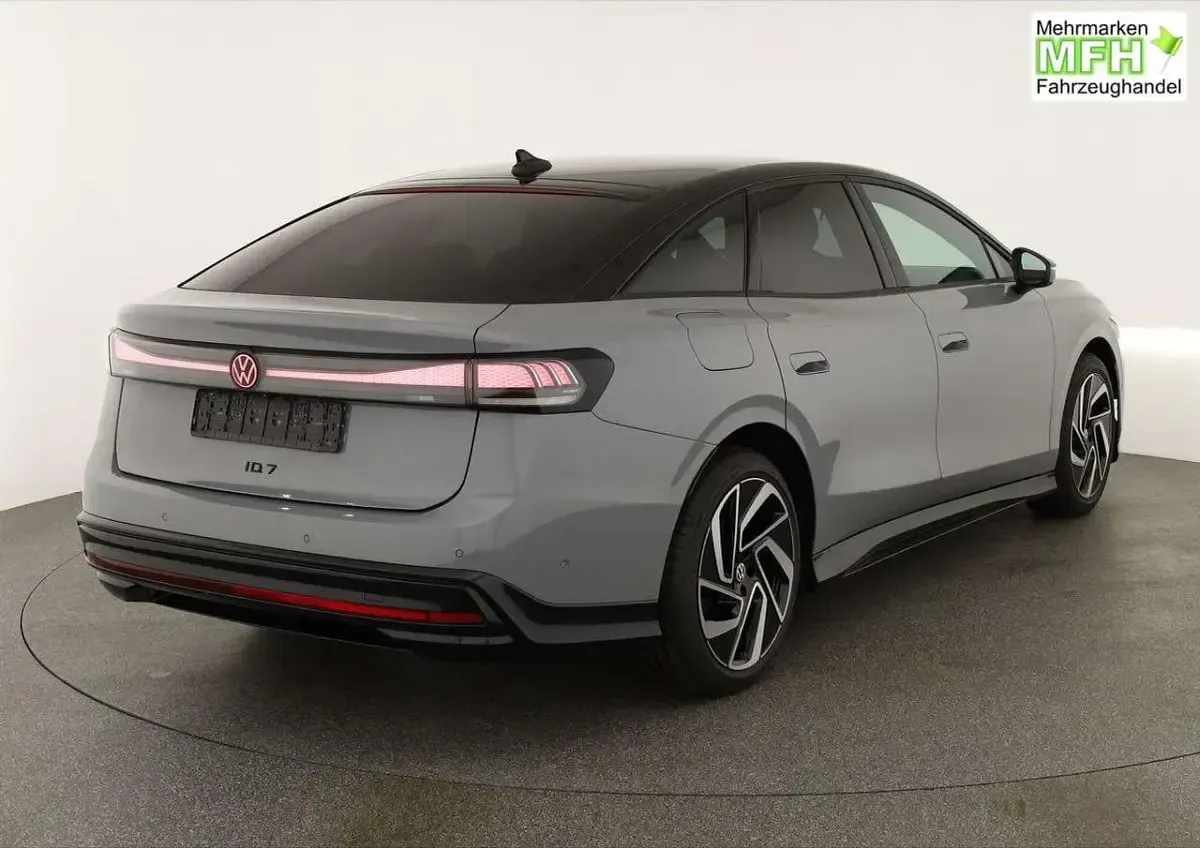 Neu VW ID.7 Pro 210 kW (286 PS) 2026 Mondsteingrau/ dach schwarz Limousine