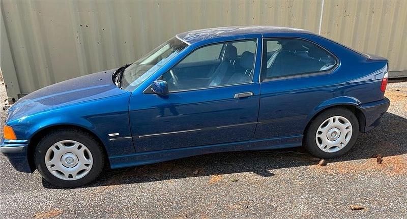 Gebraucht BMW 316 Compact 100 PS (73 kW) 2000 Blau Kleinwagen