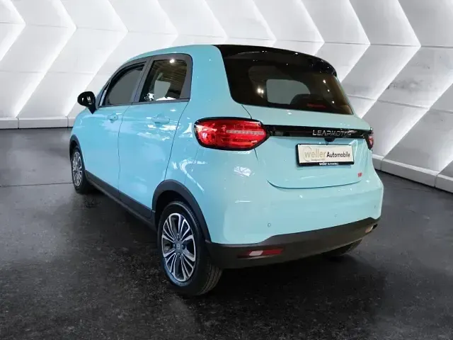 Neu Leapmotor T03 69 kW (95 PS) 2026 Blau Kleinwagen