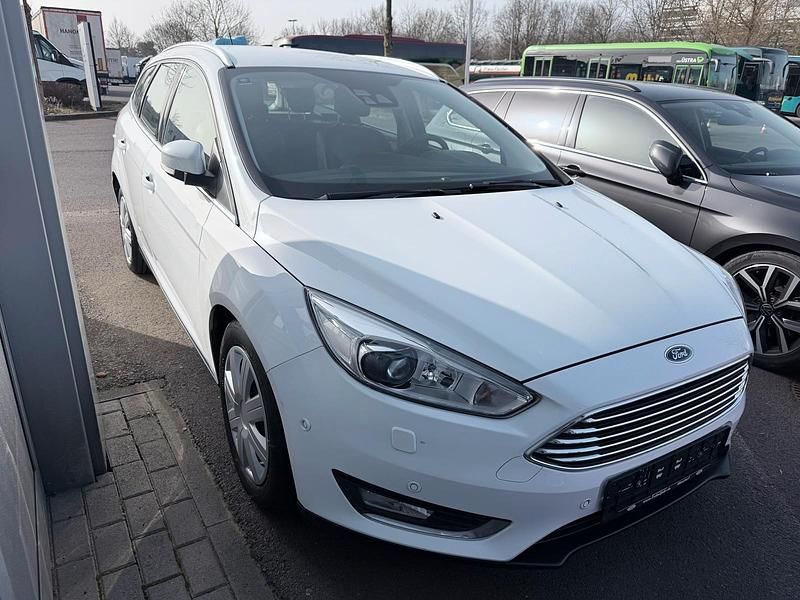Gebraucht Ford Focus 182 PS (133 kW) 2016 Weiß Kombi