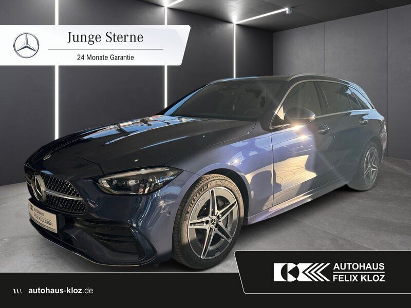 Blau Gebraucht 2023 Mercedes C300 AMG Kombi | 49.700 € - Bild 1/4