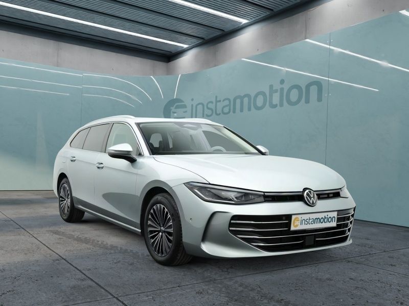 Silber Gebraucht 2024 VW Passat Elegance Limousine | 37.750 € (Guter Preis) - Bild 1/4